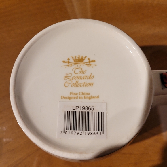 Leonardo collection coffee mug and coaster. - Picture 2 of 16